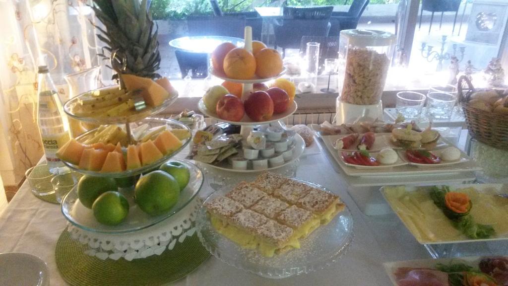 Hotel Ristorante Sole Múggia Екстериор снимка